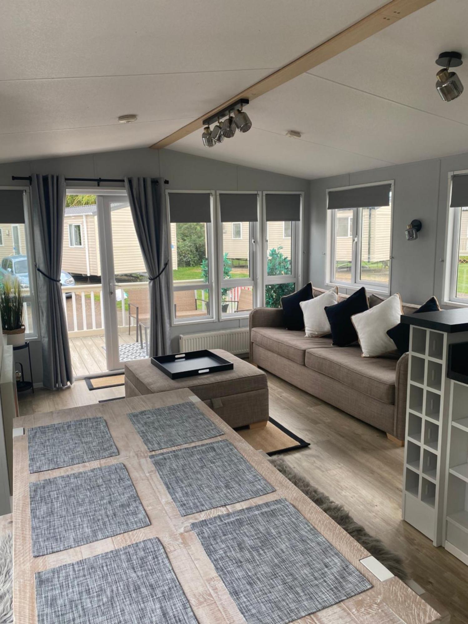 Kingfisher Quay Lodge Clacton-on-Sea Buitenkant foto